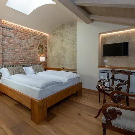 Hotel Sunstar Piemont Castello Di Isola d'Asti