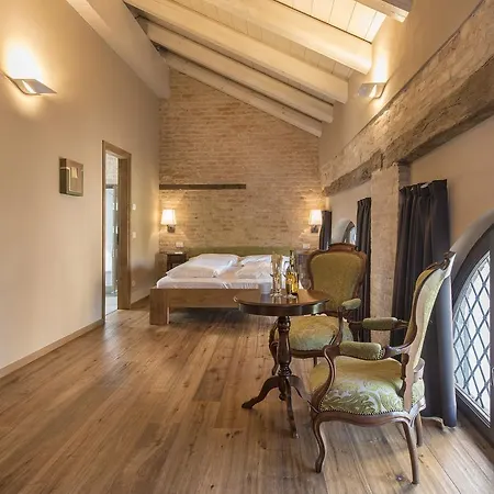 Sunstar Hotel Piemont Castello Di Villa Hotel